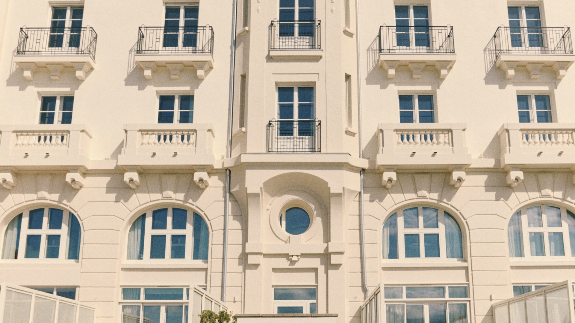 Façade Regina